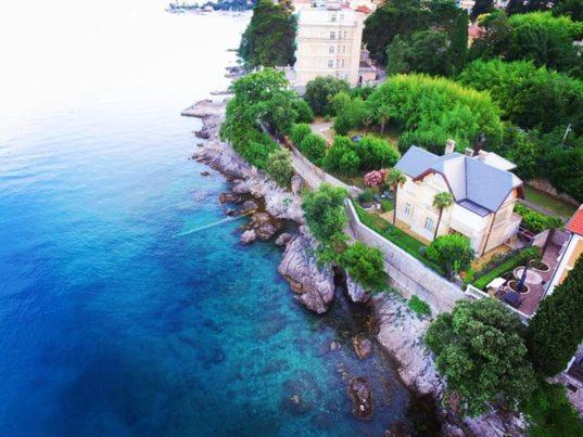 Villa By The Sea Opatija Exterior foto